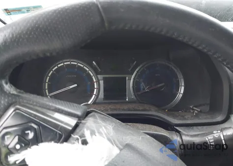 2016 Toyota 4Runner Trail z USA, uszkodzony, nr VIN JTEBU5JR3G5325211